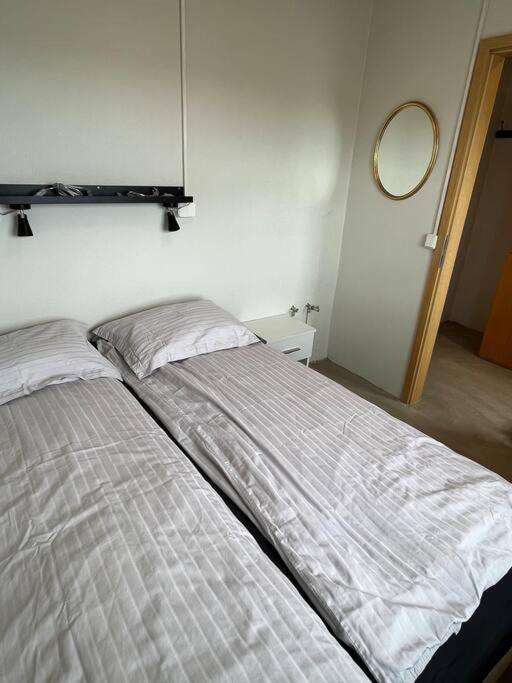 Black Valley Apartment Thoroddsstathir エクステリア 写真